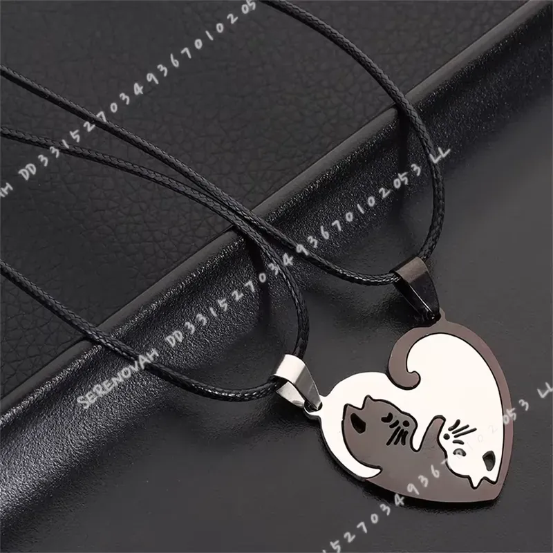 1 Pair Creative Cute Stainless - Magnetic Couple Matching Necklaces ulasan dan harga