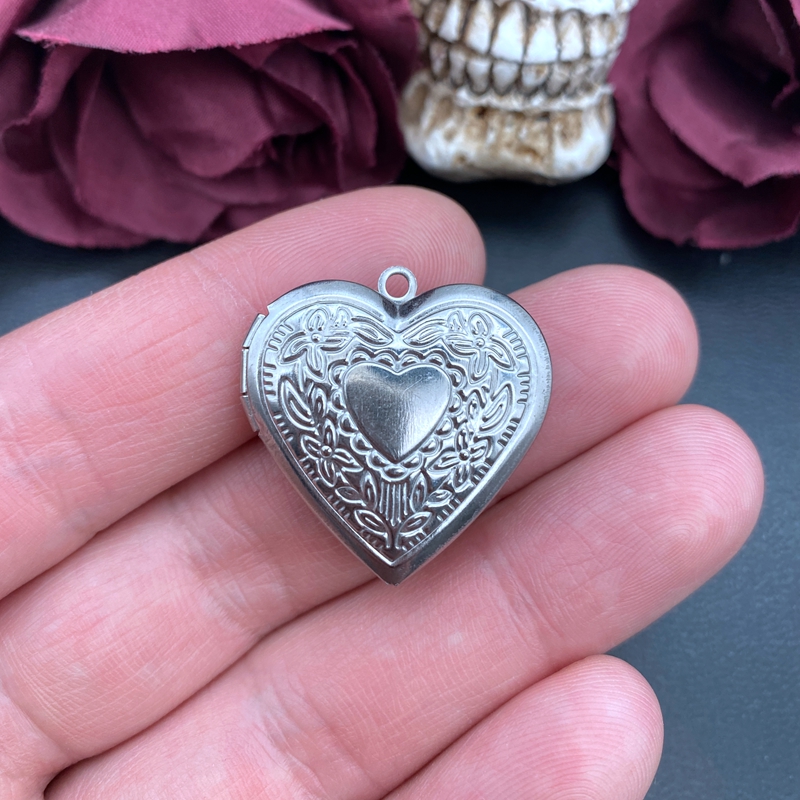 2pcs Stainless Steel Heart Box - Heart Locket Necklace Photo ulasan dan harga